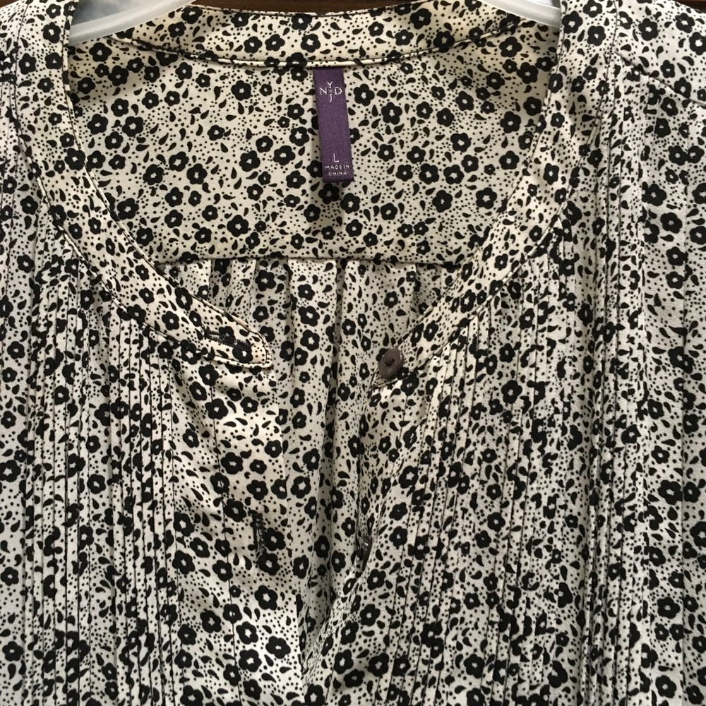 NYDJ Black and White Floral Blouse